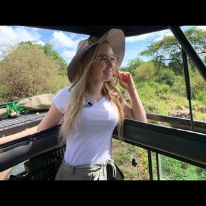 Meet your Posher, Daryna